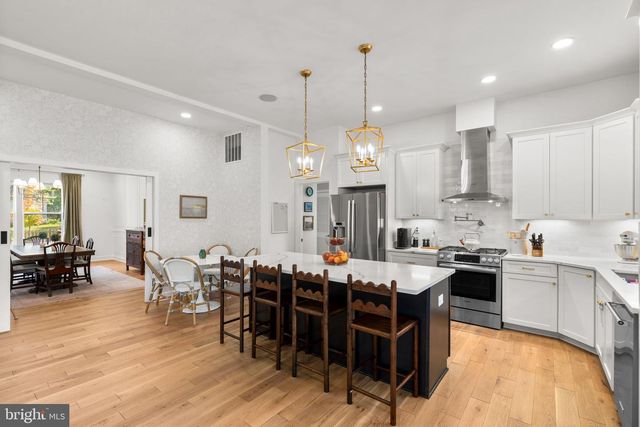 2854 FAIRMONT ST, Falls Church, VA 22042