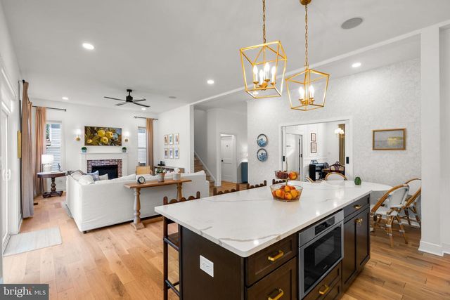 2854 FAIRMONT ST, Falls Church, VA 22042