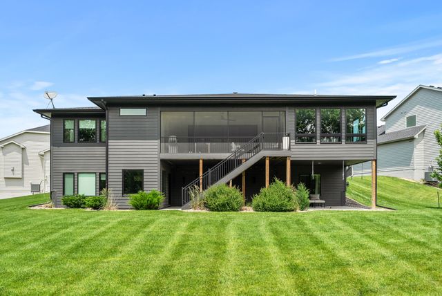 2880 SE Piedmont Circle, Waukee, IA 50263