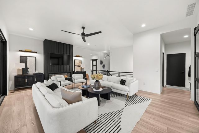 2880 SE Piedmont Circle, Waukee, IA 50263
