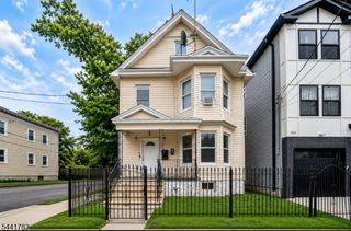 318 Grove St, Newark City, NJ 07103