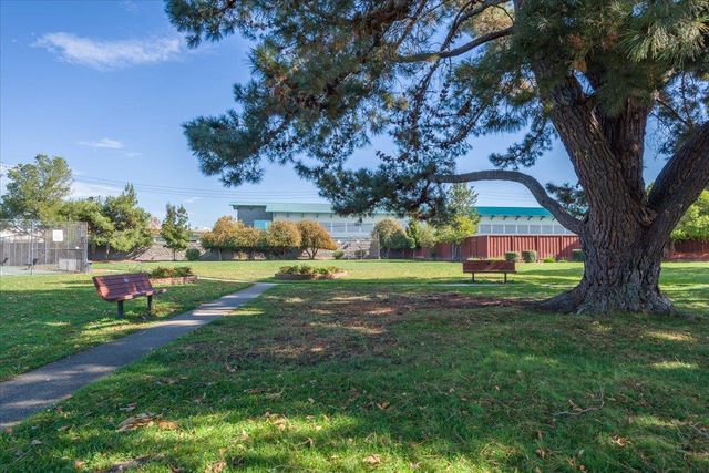 1118 Lafayette Street, San Mateo, CA 94403