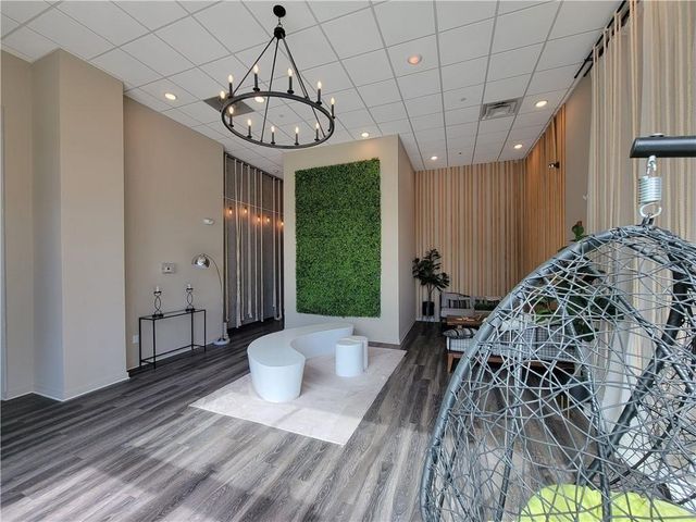 525 Parkway NE Drive 306, Atlanta, GA 30308