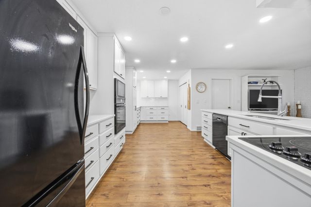 1301 ELM Street N, Fargo, ND 58102