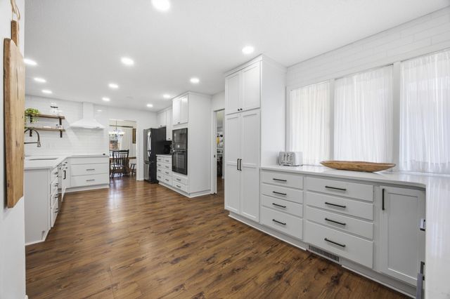 1301 ELM Street N, Fargo, ND 58102