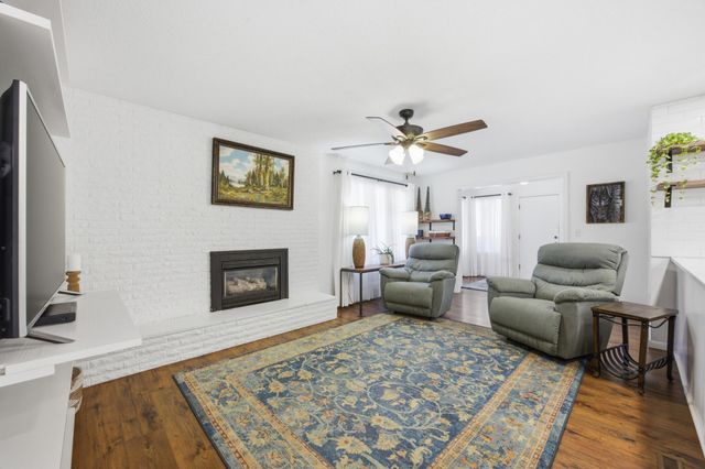 1301 ELM Street N, Fargo, ND 58102