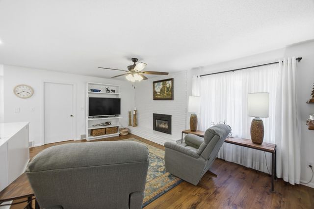 1301 ELM Street N, Fargo, ND 58102