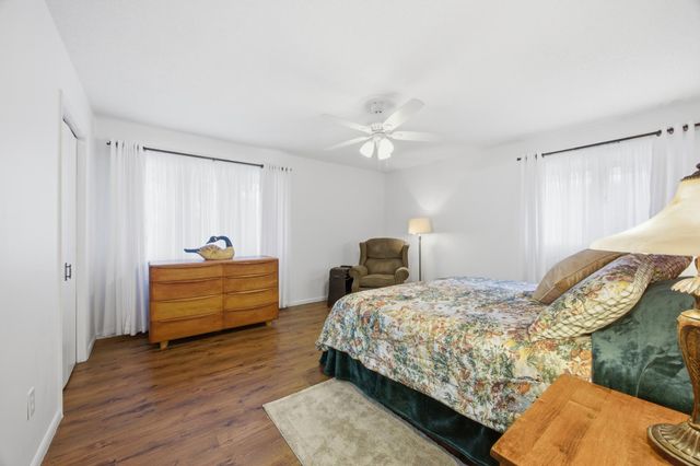 1301 ELM Street N, Fargo, ND 58102