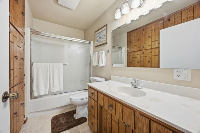 1301 ELM Street N, Fargo, ND 58102