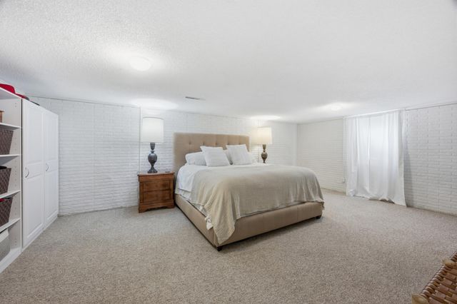 1301 ELM Street N, Fargo, ND 58102