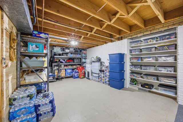 1301 ELM Street N, Fargo, ND 58102