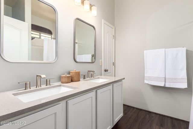 6421 E Koufax Lane, Tucson, AZ 85756