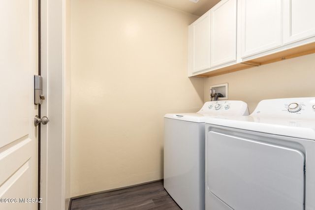 6421 E Koufax Lane, Tucson, AZ 85756