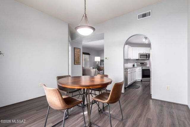 6421 E Koufax Lane, Tucson, AZ 85756