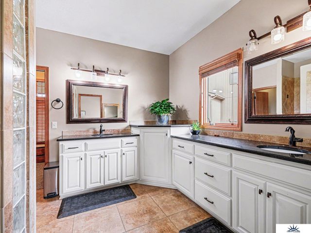 14906 S 24th Street, Bellevue, NE 68123