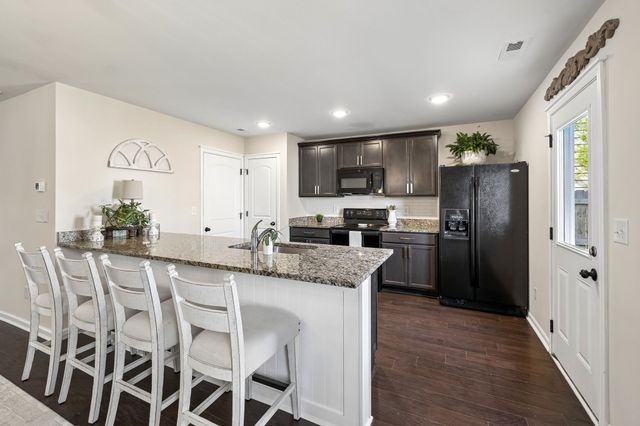 119 Westcott St, La Vergne, TN 37086