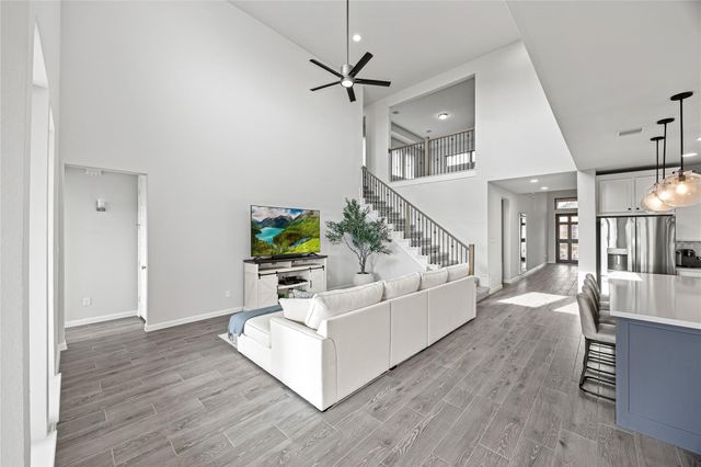 2143 Alabaster Estate Drive, Richmond, TX 77469