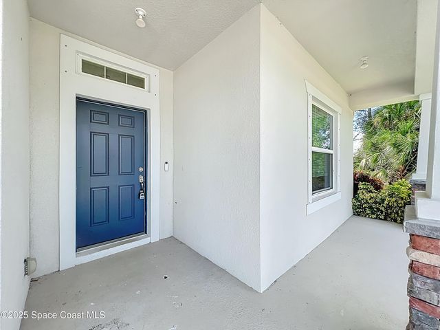 242 Heritage Street SW, Palm Bay, FL 32909