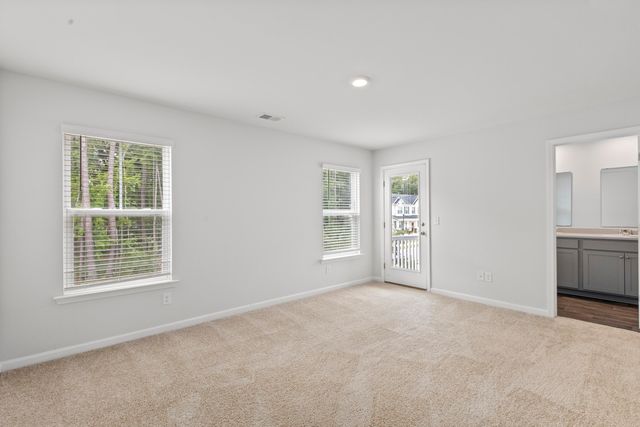 143 Spencer Circle, Summerville, SC 29485