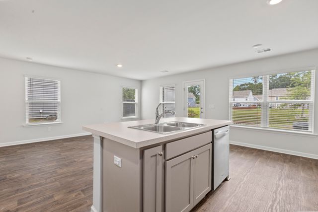 143 Spencer Circle, Summerville, SC 29485