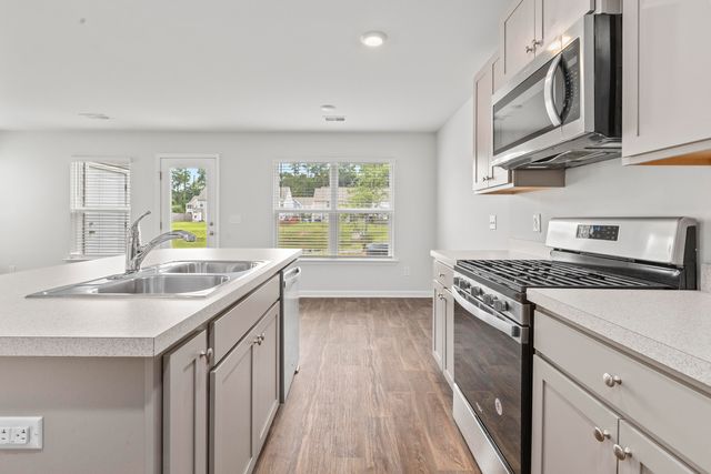 143 Spencer Circle, Summerville, SC 29485