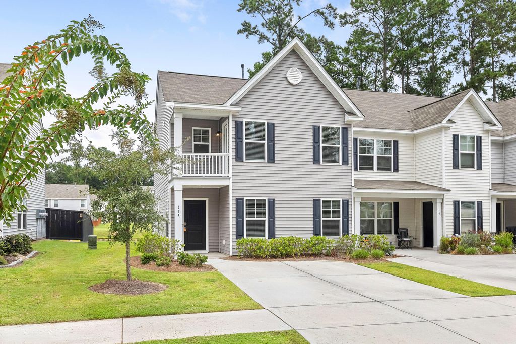 143 Spencer Circle, Summerville, SC 29485