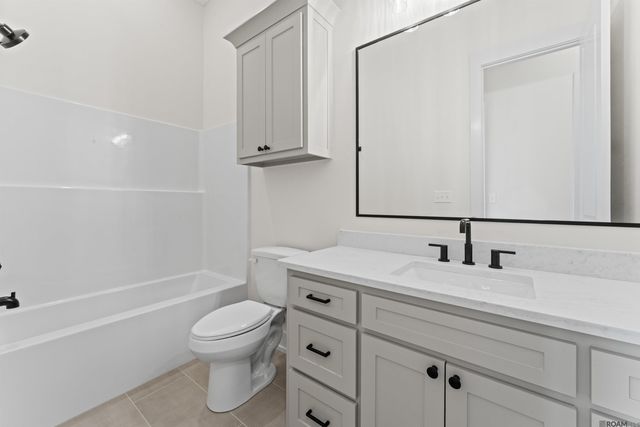 13475 Sawmill Dr, Baton Rouge, LA 70818