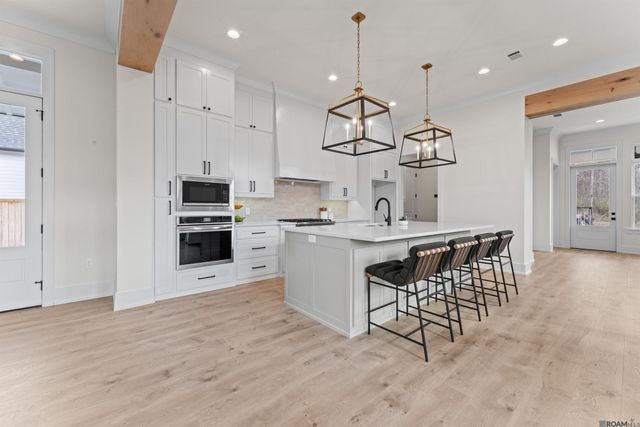 13475 Sawmill Dr, Baton Rouge, LA 70818