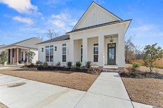 13475 Sawmill Dr, Baton Rouge, LA 70818