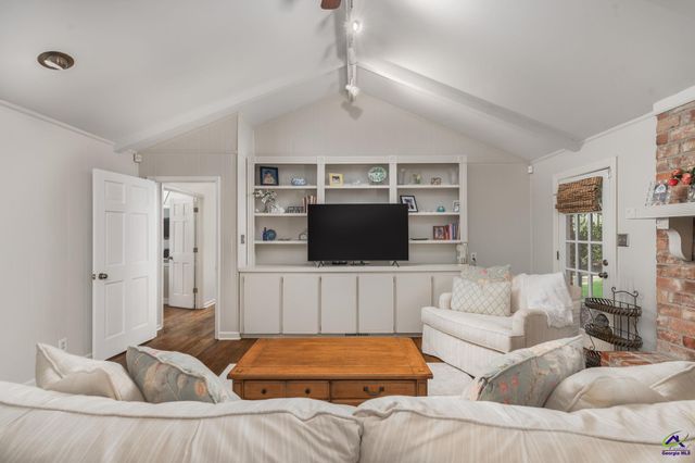 4871 Oxford Road, Macon, GA 31210
