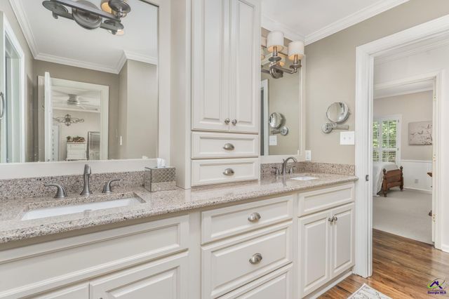 4871 Oxford Road, Macon, GA 31210