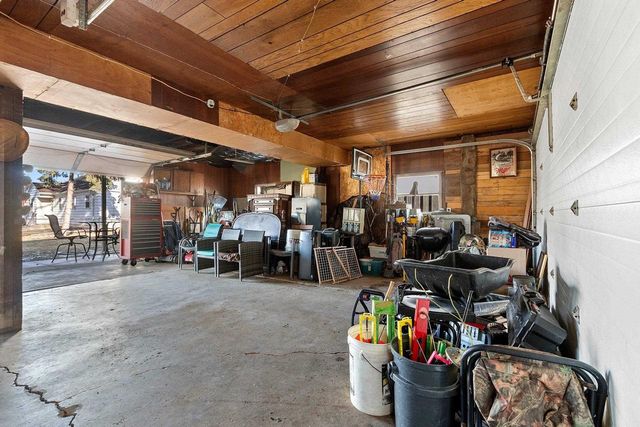 870 Waverly Place, Green Bay, WI 54304