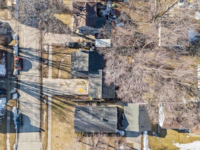 870 Waverly Place, Green Bay, WI 54304