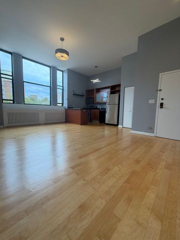 807 Church Street 212, Evanston, IL 60201