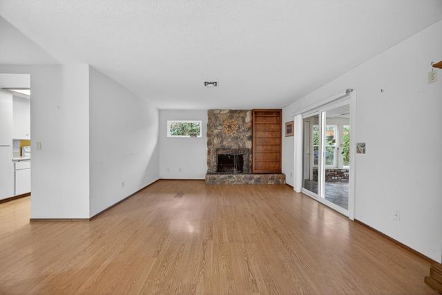 5365 Whitney Blvd, Rocklin, CA 95677