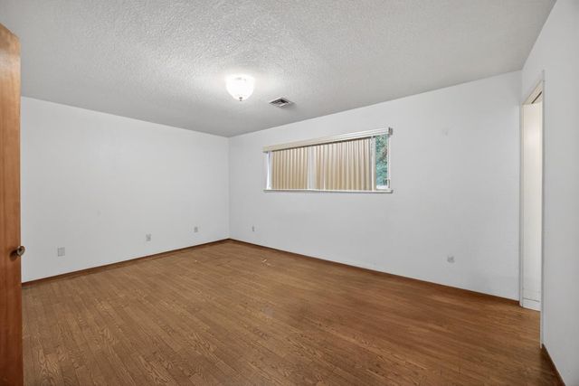 5365 Whitney Blvd, Rocklin, CA 95677