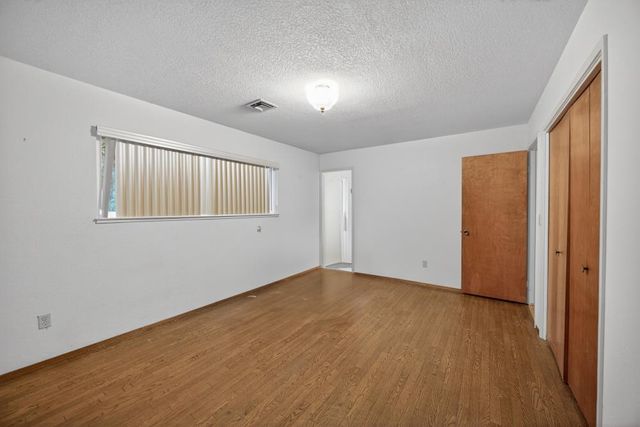 5365 Whitney Blvd, Rocklin, CA 95677