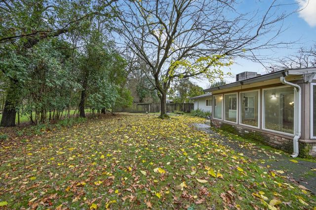 5365 Whitney Blvd, Rocklin, CA 95677