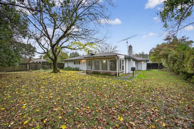 5365 Whitney Blvd, Rocklin, CA 95677