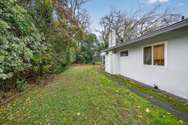 5365 Whitney Blvd, Rocklin, CA 95677