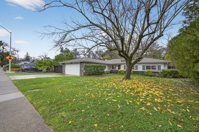 5365 Whitney Blvd, Rocklin, CA 95677