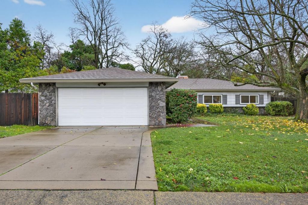 5365 Whitney Blvd, Rocklin, CA 95677