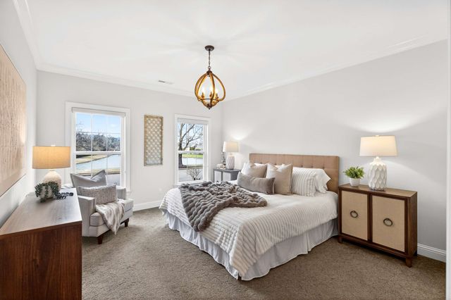 630 Springlake Dr, Franklin, TN 37064