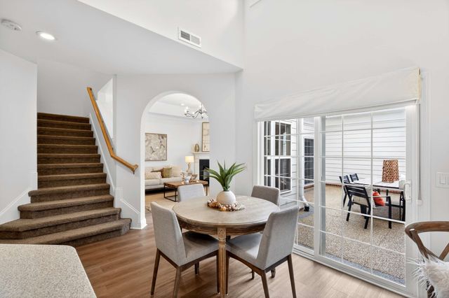 630 Springlake Dr, Franklin, TN 37064