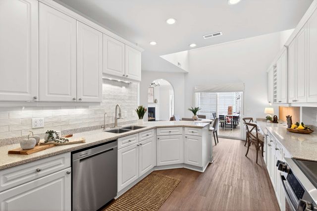 630 Springlake Dr, Franklin, TN 37064