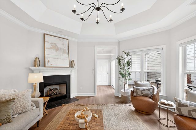 630 Springlake Dr, Franklin, TN 37064