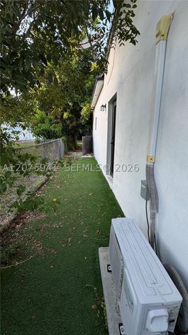 2723 SW 13th St, Miami, FL 33145