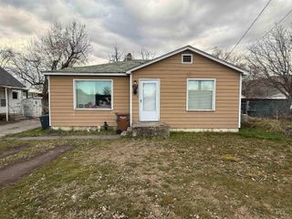 414 13th St, Clarkston, WA 99403