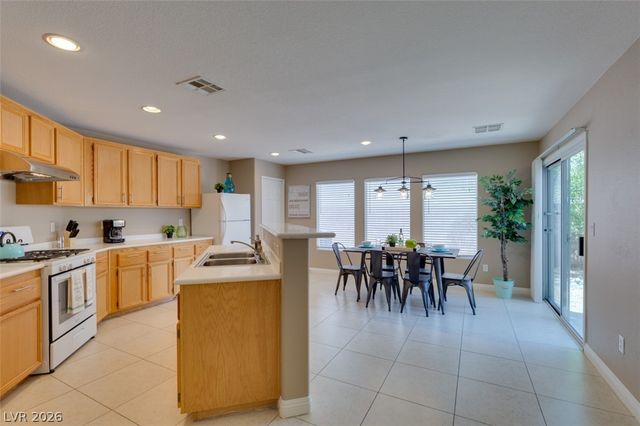 6236 Windmill Island Avenue, Las Vegas, NV 89139