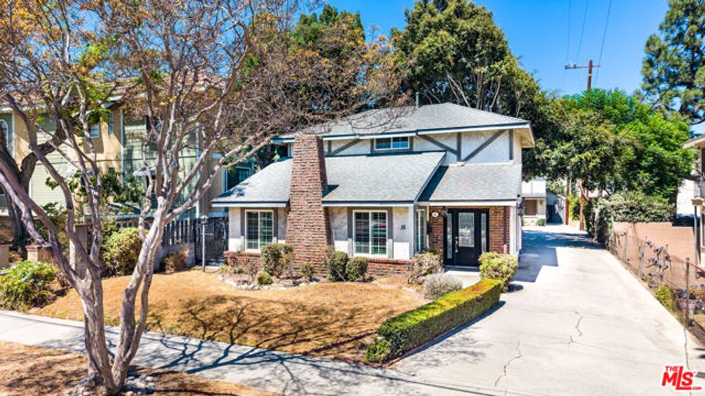 17 Palmetto Drive, Alhambra, CA 91801